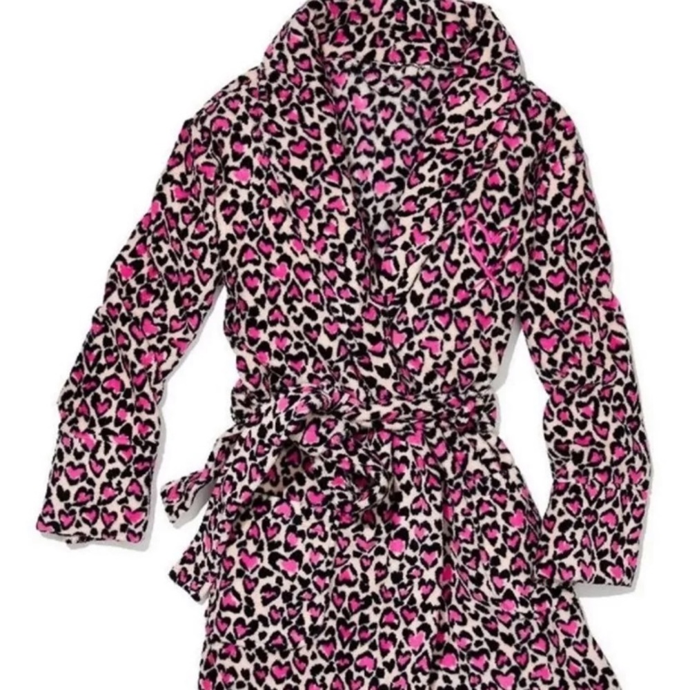 VS Leopard Print Plush Cozy Robe Pink